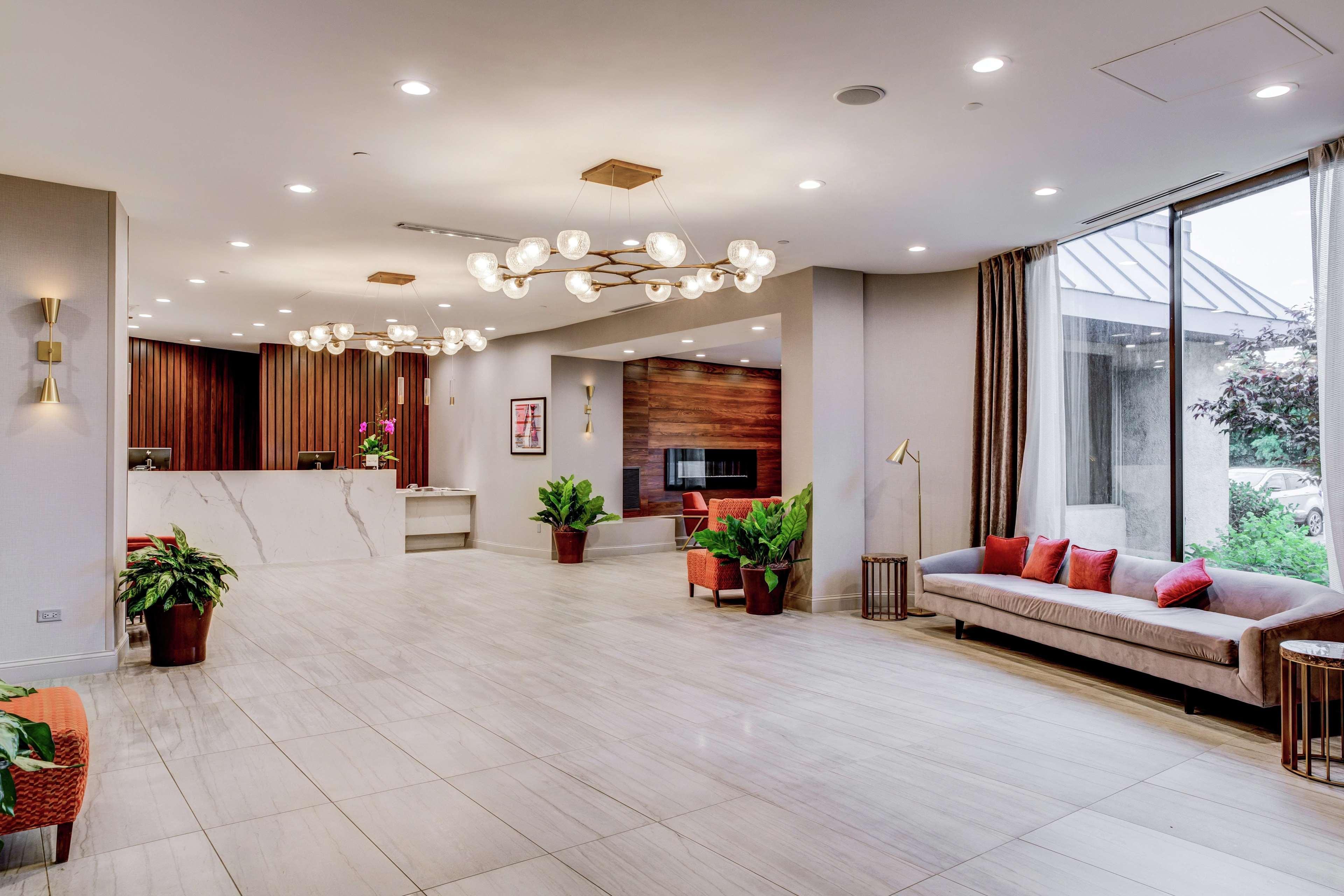 Отель Hilton Chicago/Оук-Лон Экстерьер фото