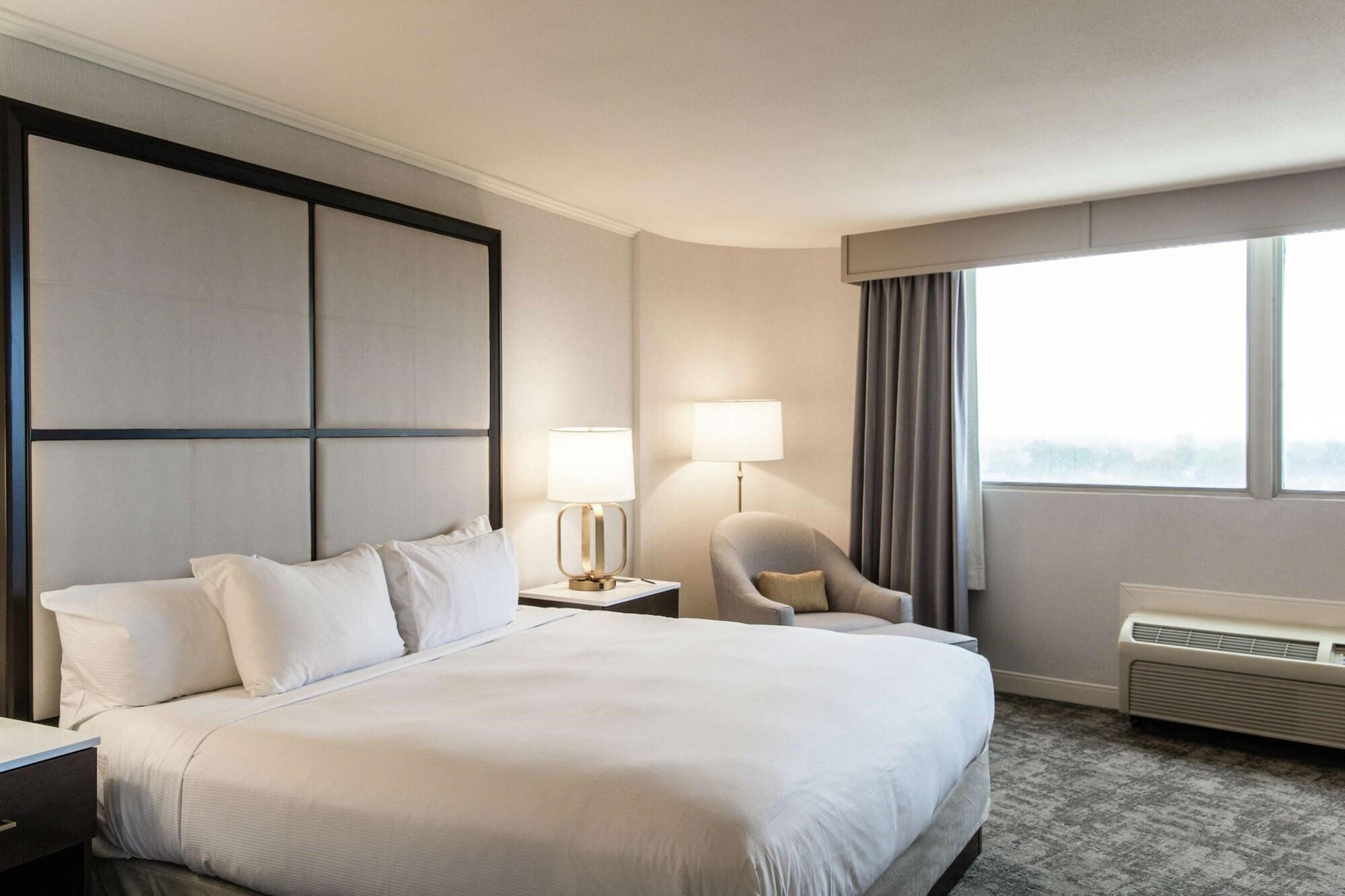 Отель Hilton Chicago/Оук-Лон Экстерьер фото