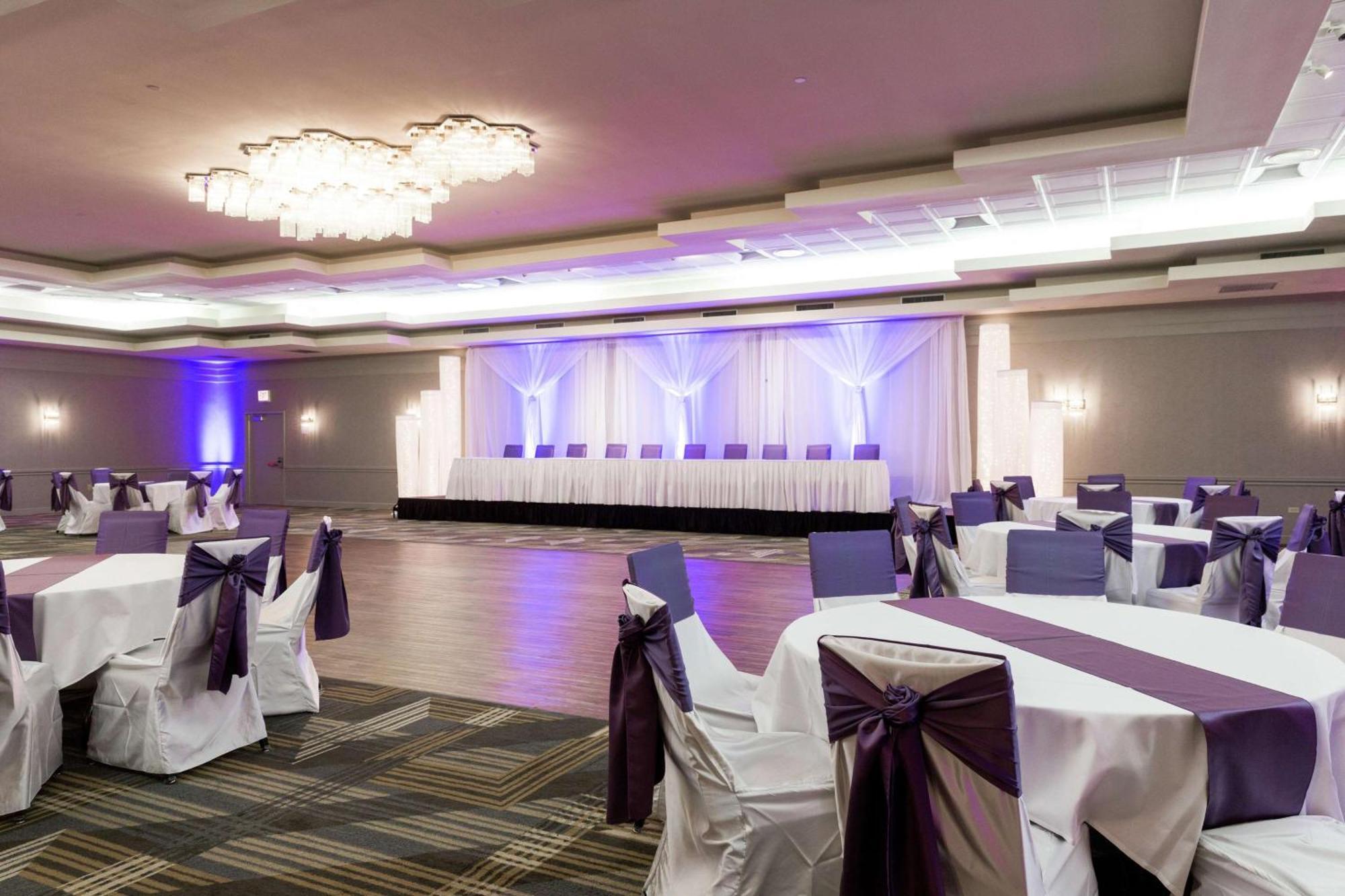 Отель Hilton Chicago/Оук-Лон Экстерьер фото
